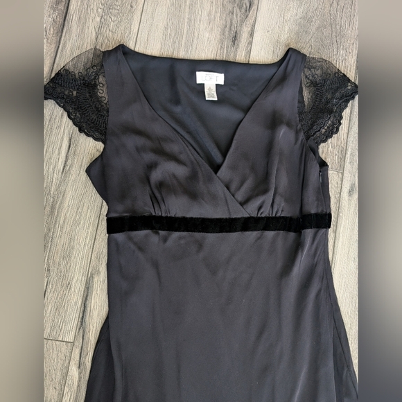 LOFT Ann Taylor Silk Velvet Lace Midi Dress - Picture 2 of 4